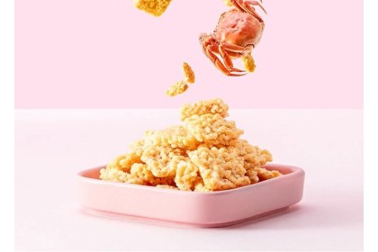 Lyfen Rice Crisp Crab Roe Flavor 来伊份锅巴kaka脆糯米锅巴蟹黄味 98gm（VIP会员价：RM6.80）